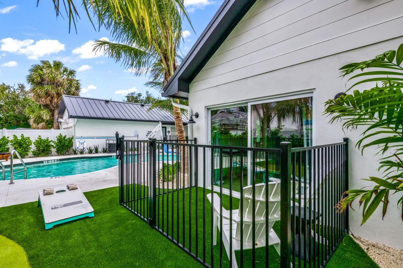 The Retreat At Anna Maria Island Inn Брейдентон-Біч Екстер'єр фото