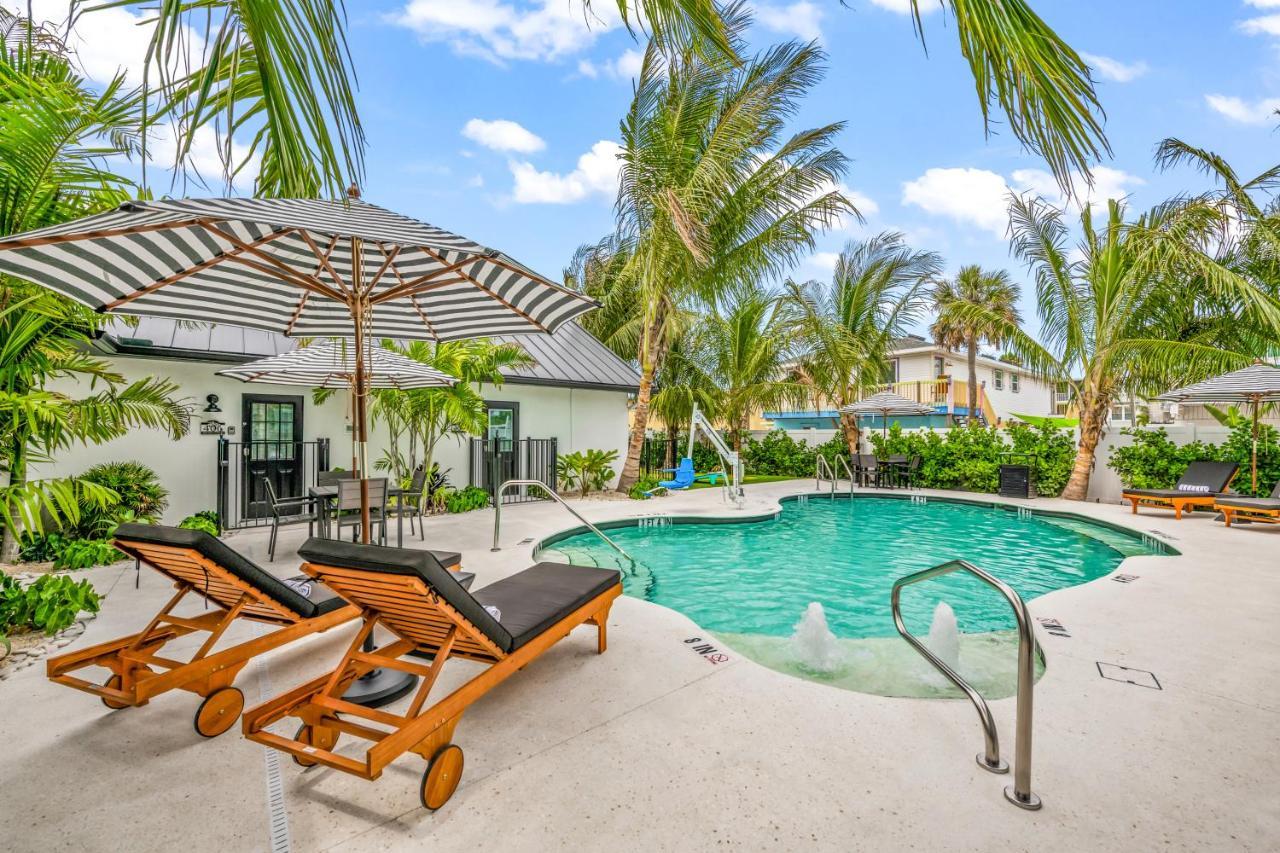 The Retreat At Anna Maria Island Inn Брейдентон-Біч Екстер'єр фото